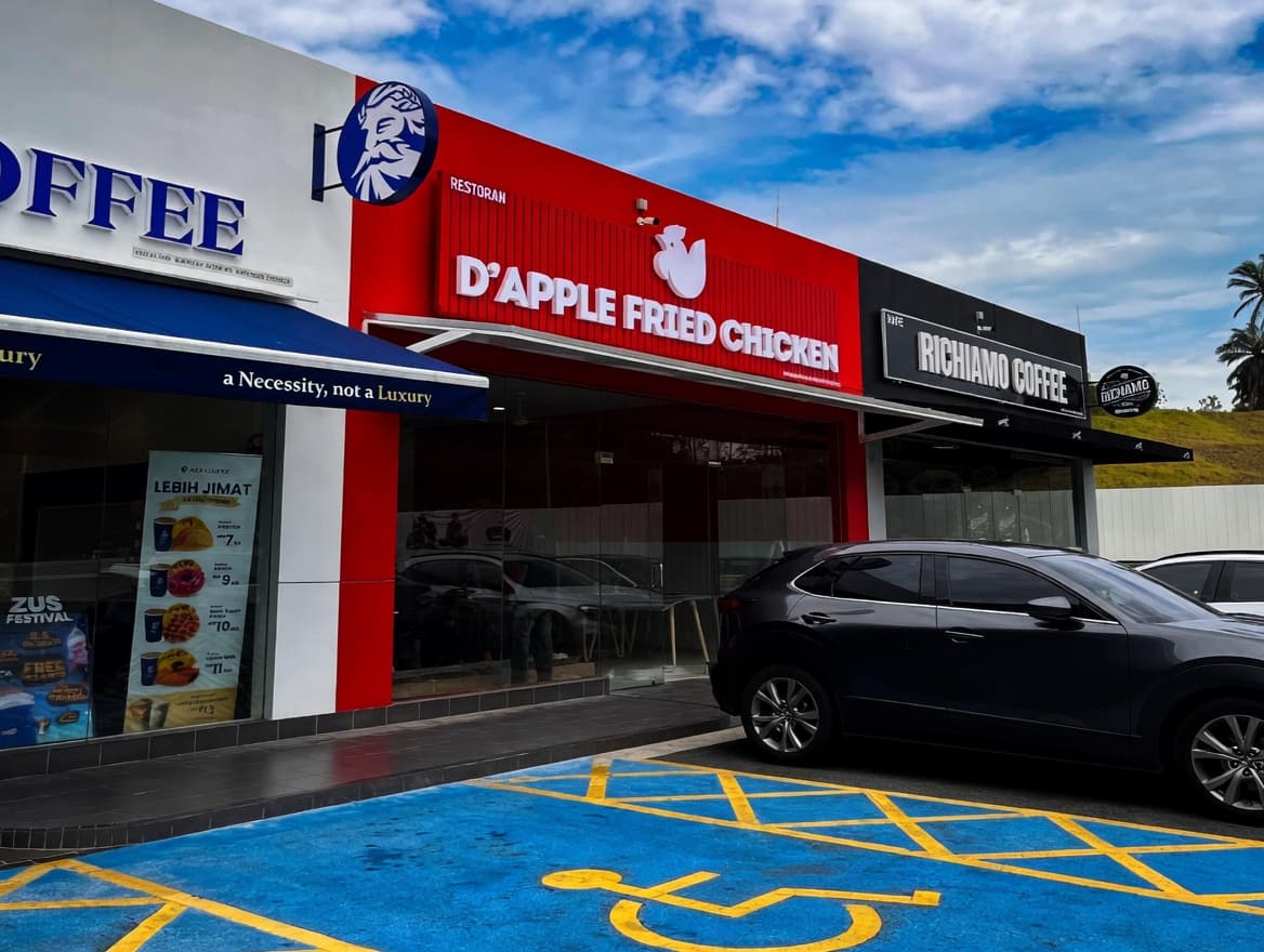 D Apple Fried Chicken